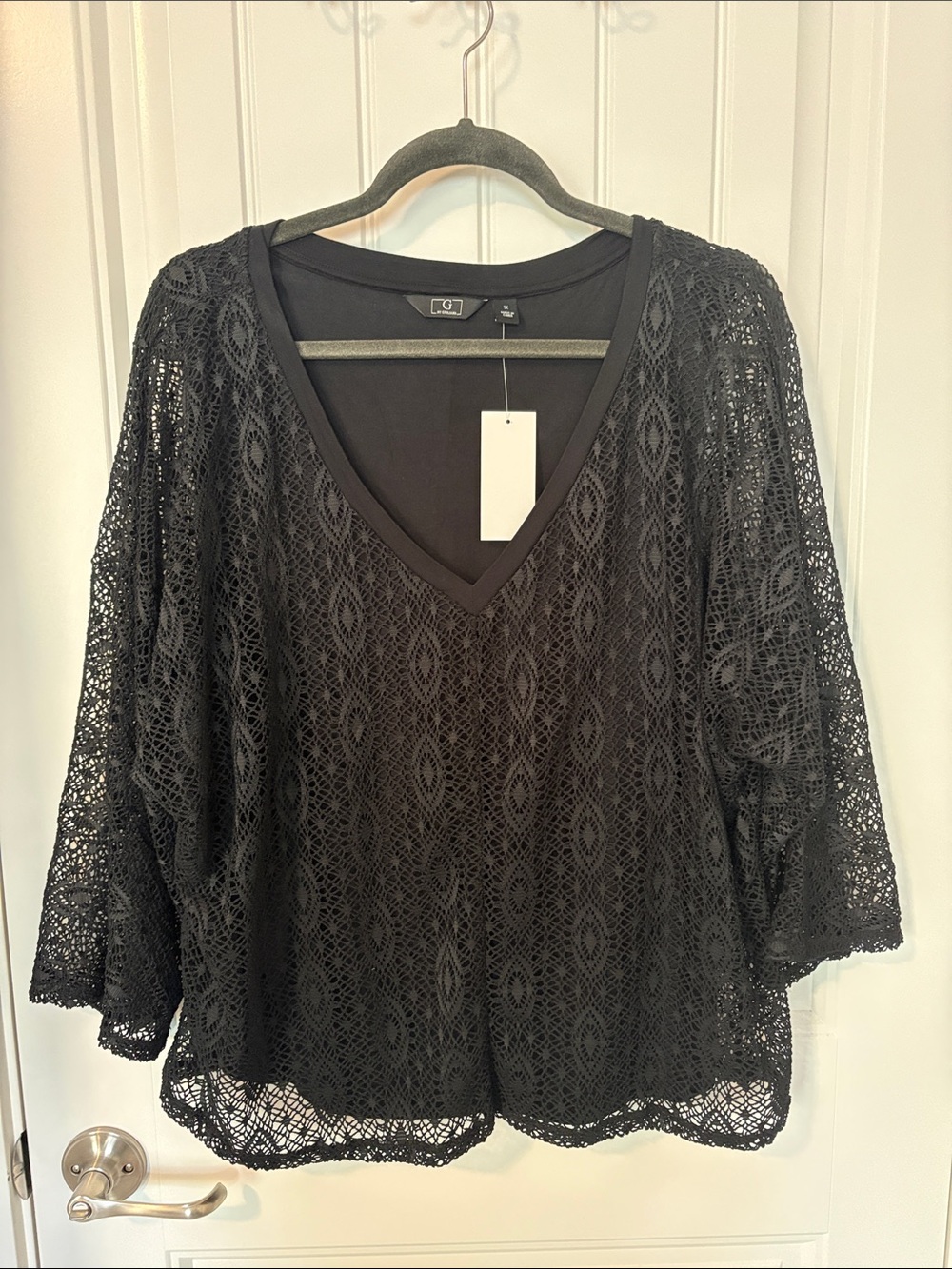 G by Giuliana Black Lace V-Neck Blouse